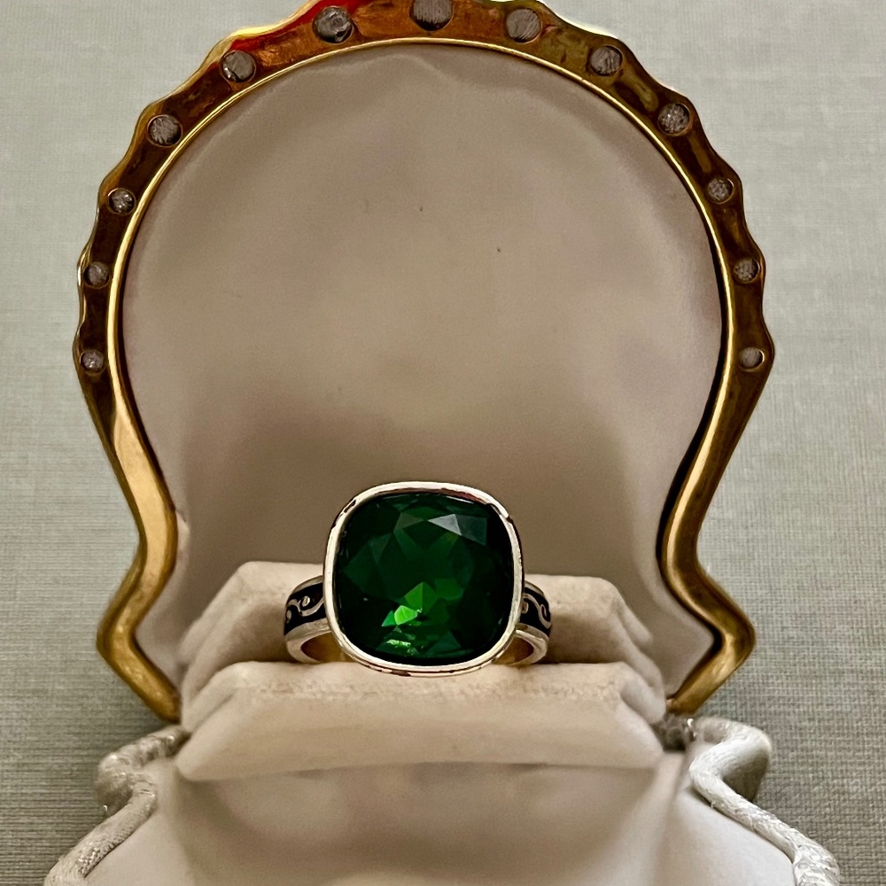 Green Stone Ring